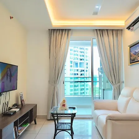 Gurney Drive Mansion One Serviced Apartment George Town Room photo