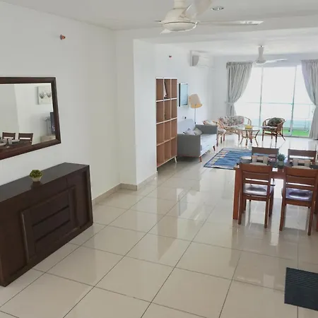 Gurney Drive Mansion One Serviced Apartment George Town Room photo