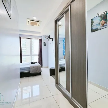 Gurney Drive Mansion One Serviced Apartment George Town Exterior photo