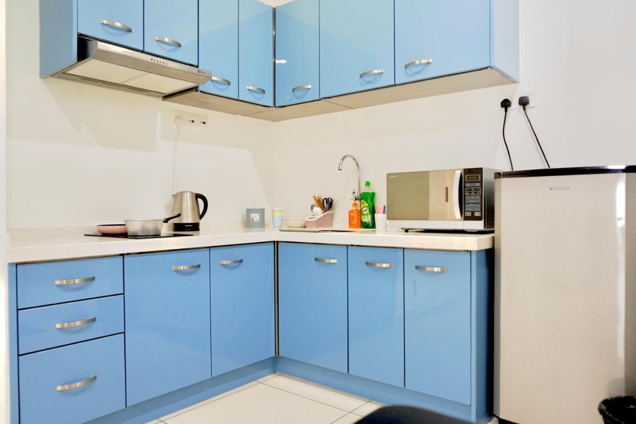 Gurney Drive Mansion One Serviced George Town