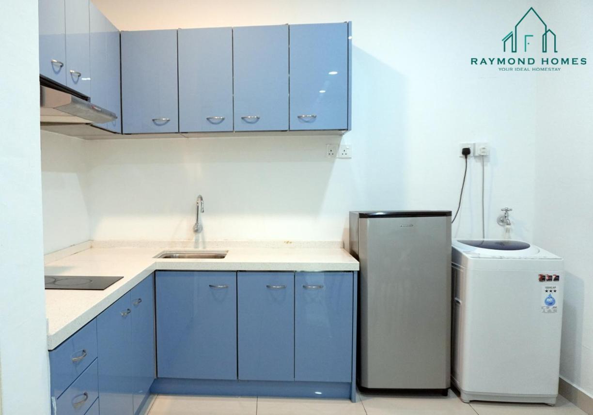 Gurney Drive Mansion One Serviced George Town